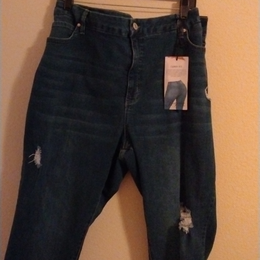Curvy fit ankle jeans
